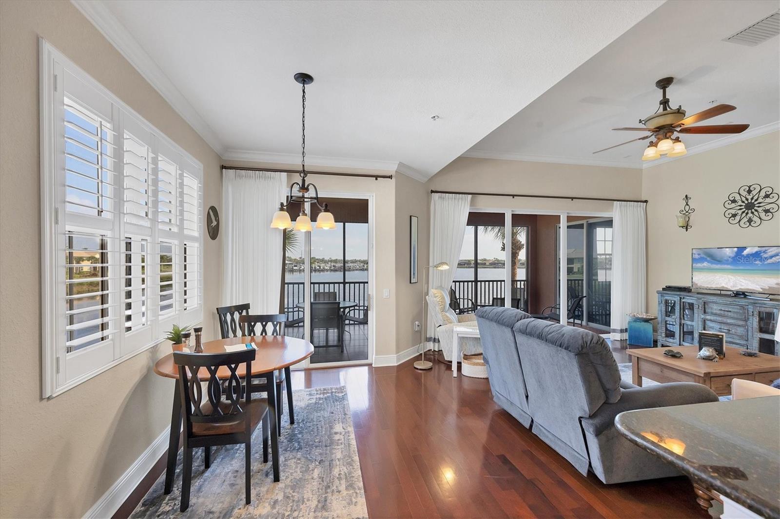 Image 16 of 52 For 1141 Riverscape St  C