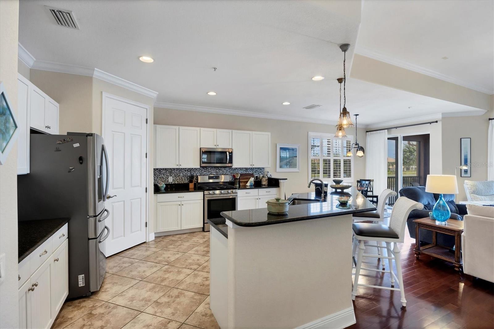 Image 24 of 52 For 1141 Riverscape St  C