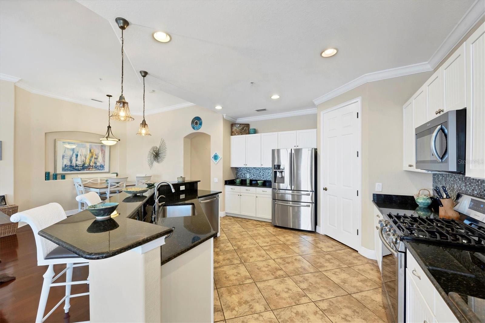 Image 25 of 52 For 1141 Riverscape St  C