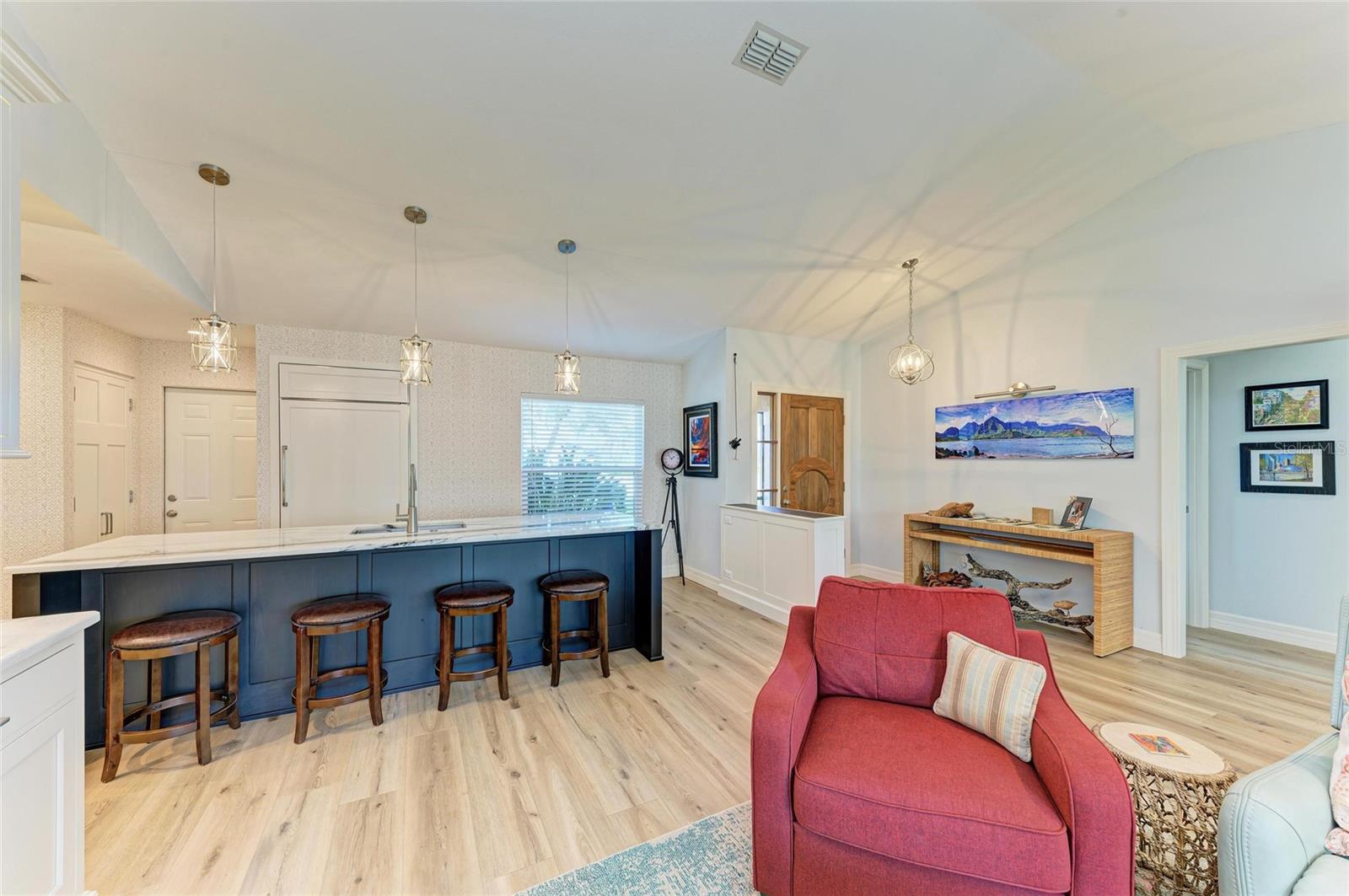 Image 17 of 70 For 279 Park Forest Boulevard