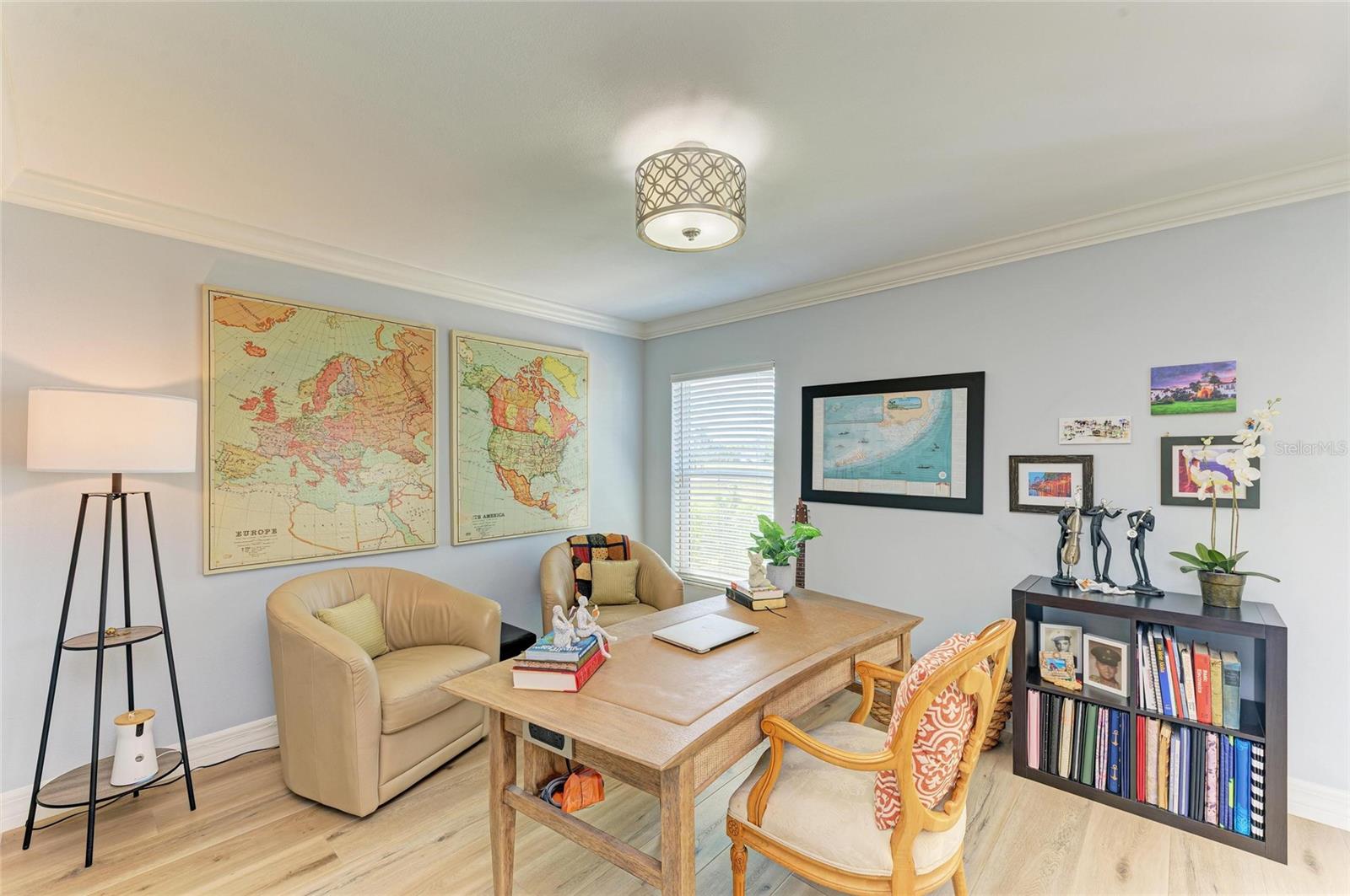 Image 28 of 70 For 279 Park Forest Boulevard