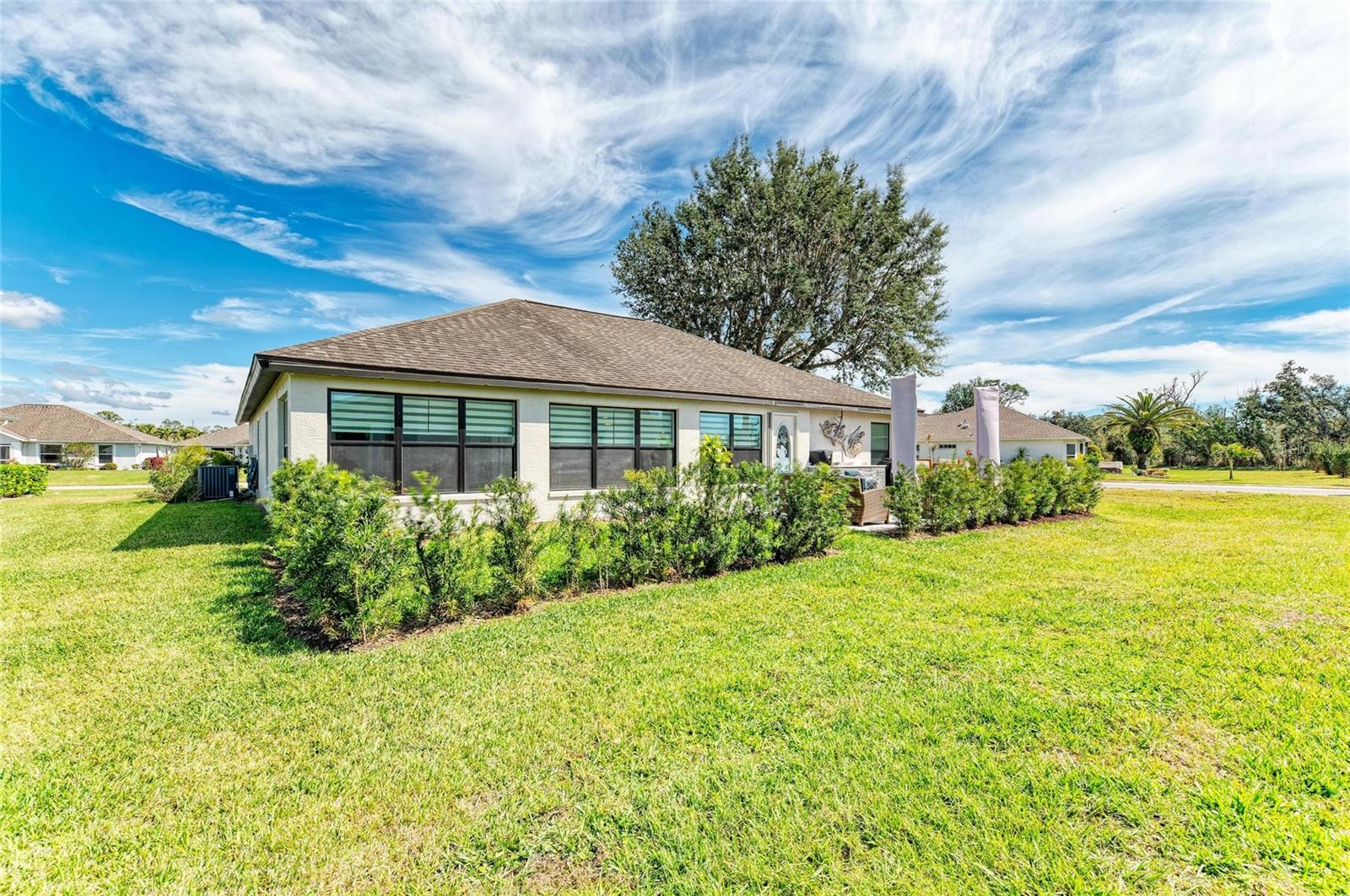 Image 35 of 70 For 279 Park Forest Boulevard