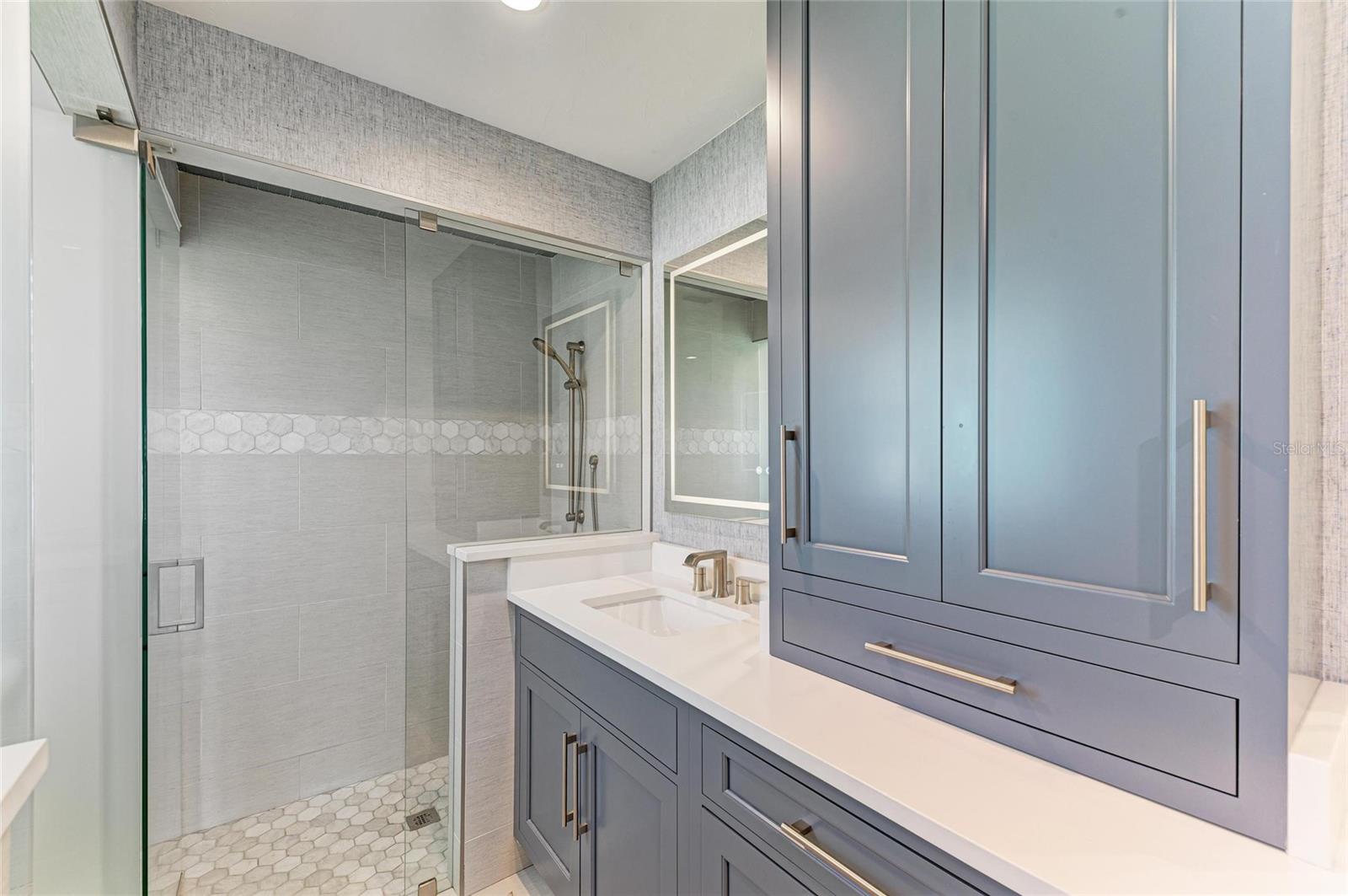 Image 45 of 70 For 279 Park Forest Boulevard