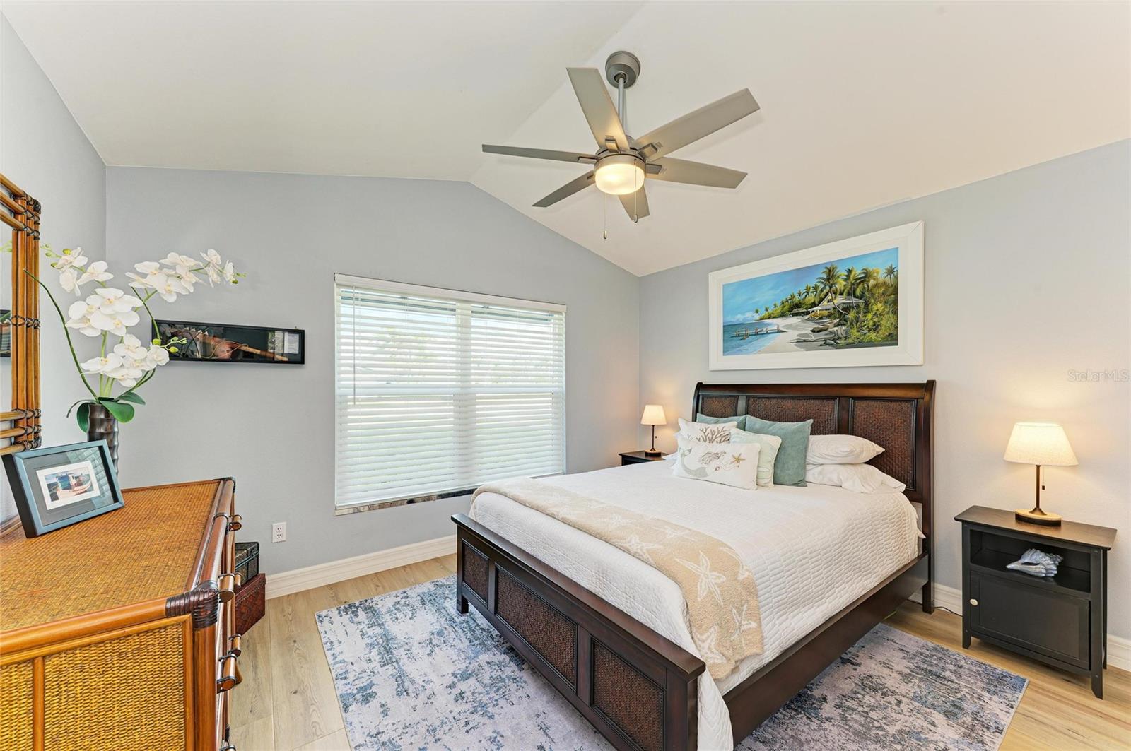 Image 49 of 70 For 279 Park Forest Boulevard