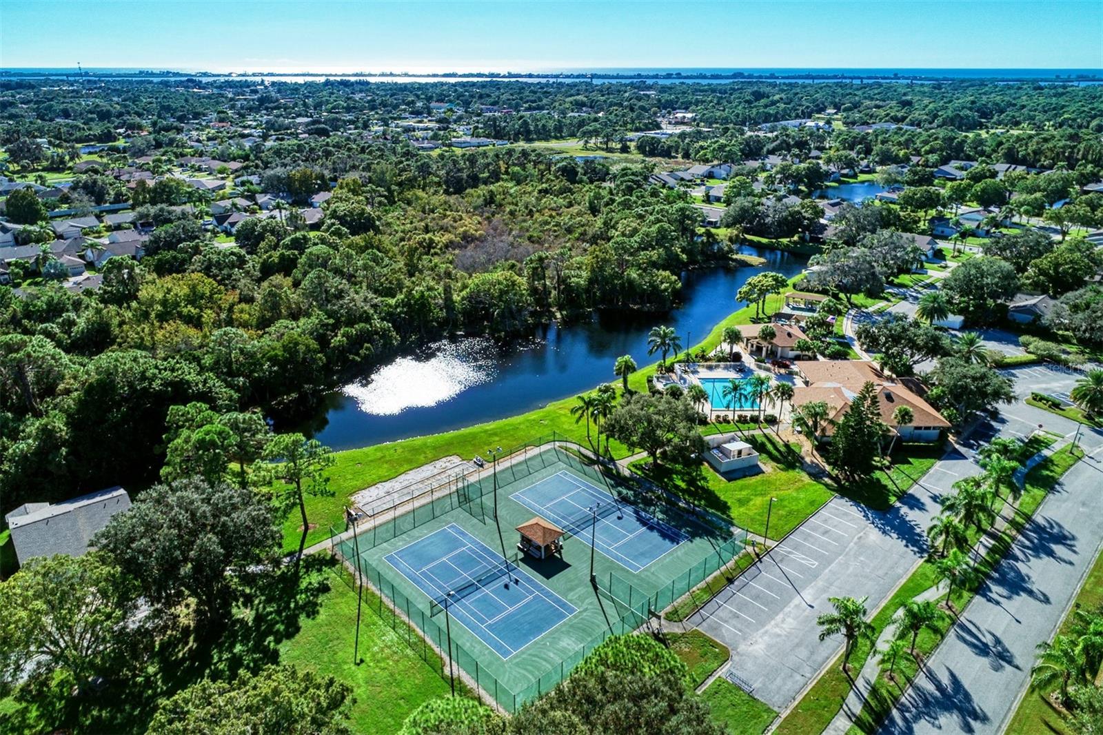 Image 63 of 70 For 279 Park Forest Boulevard