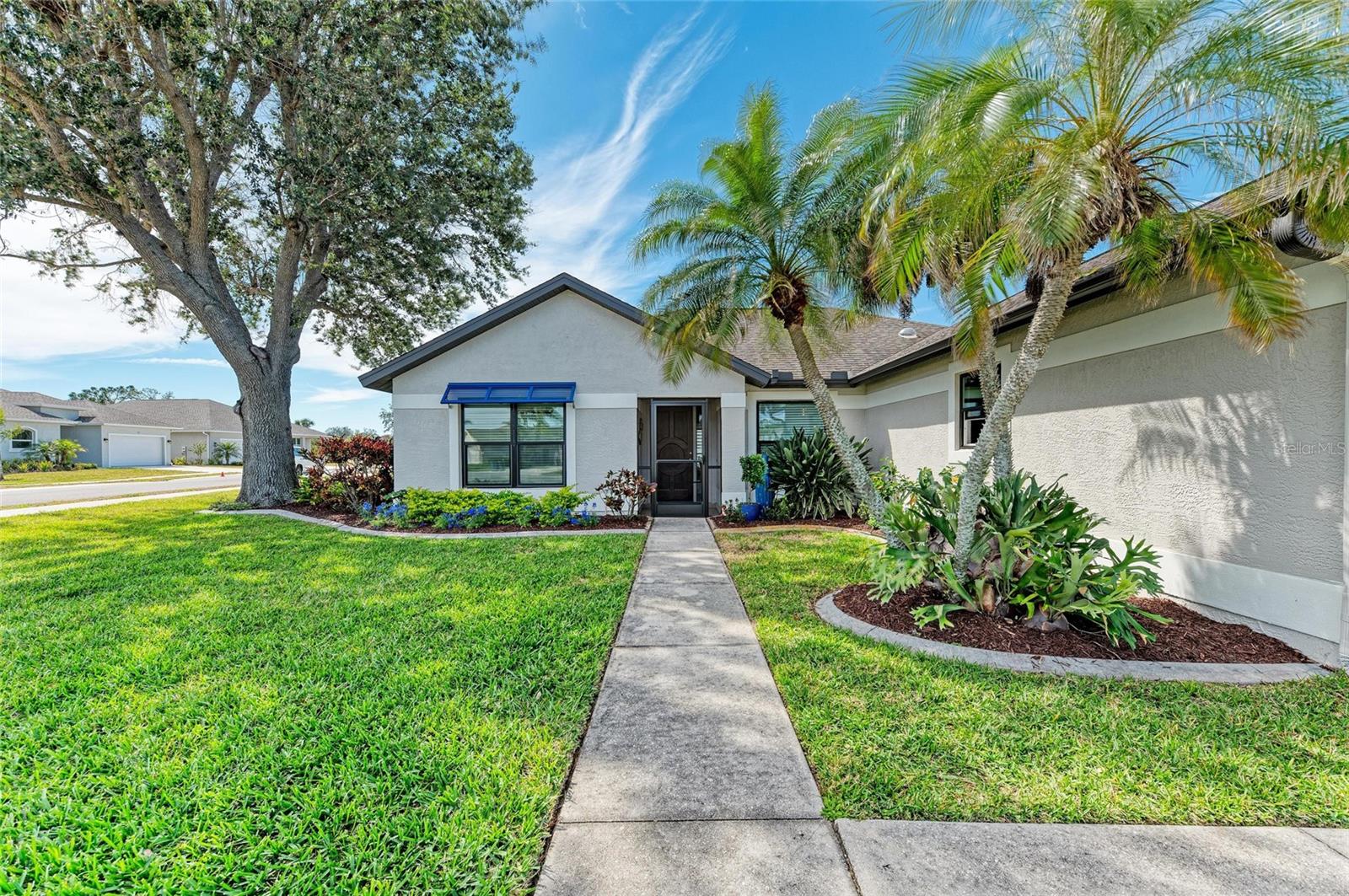 Image 8 of 70 For 279 Park Forest Boulevard