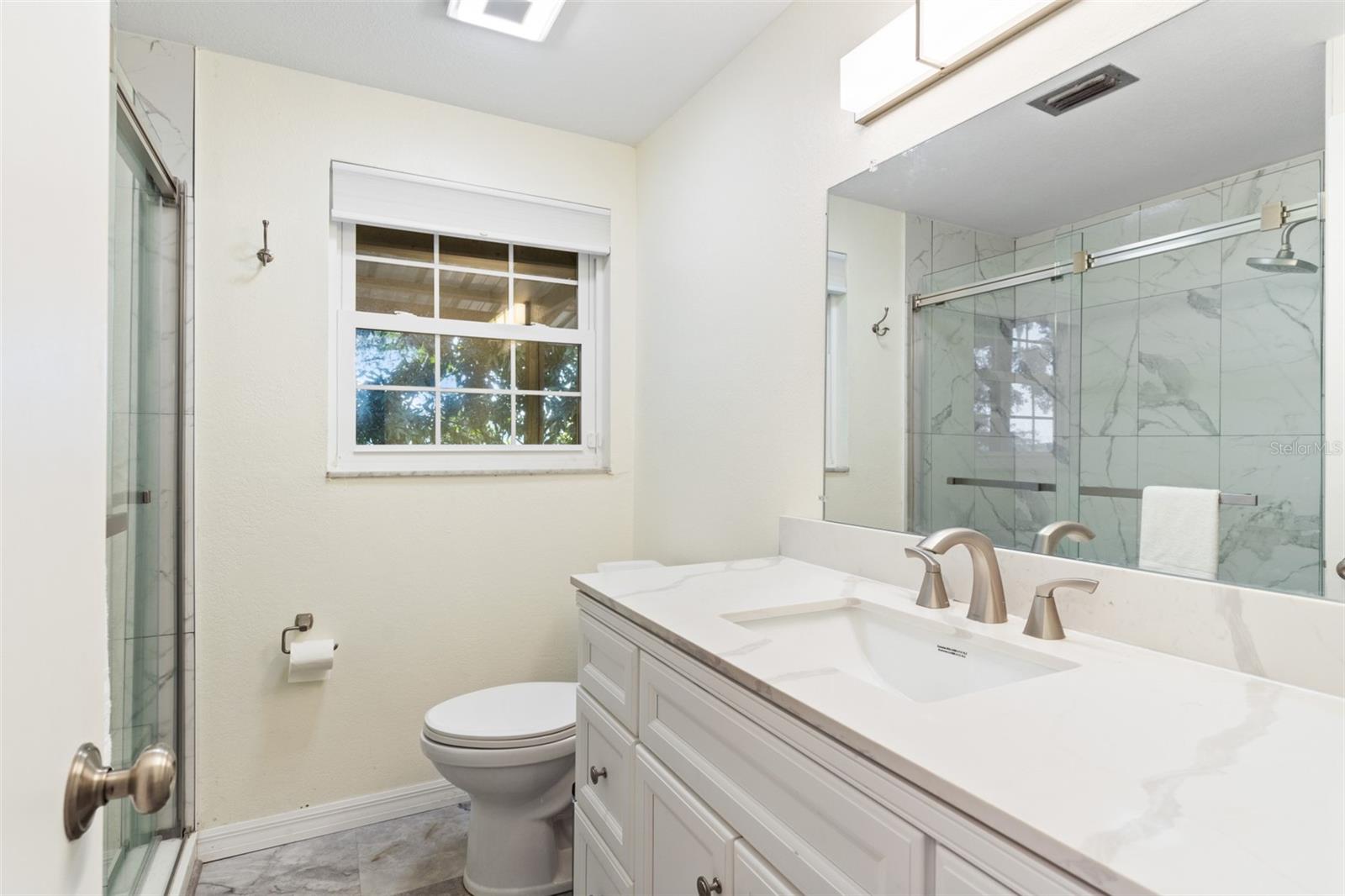 Image 17 of 44 For 2802 Lyra Lane