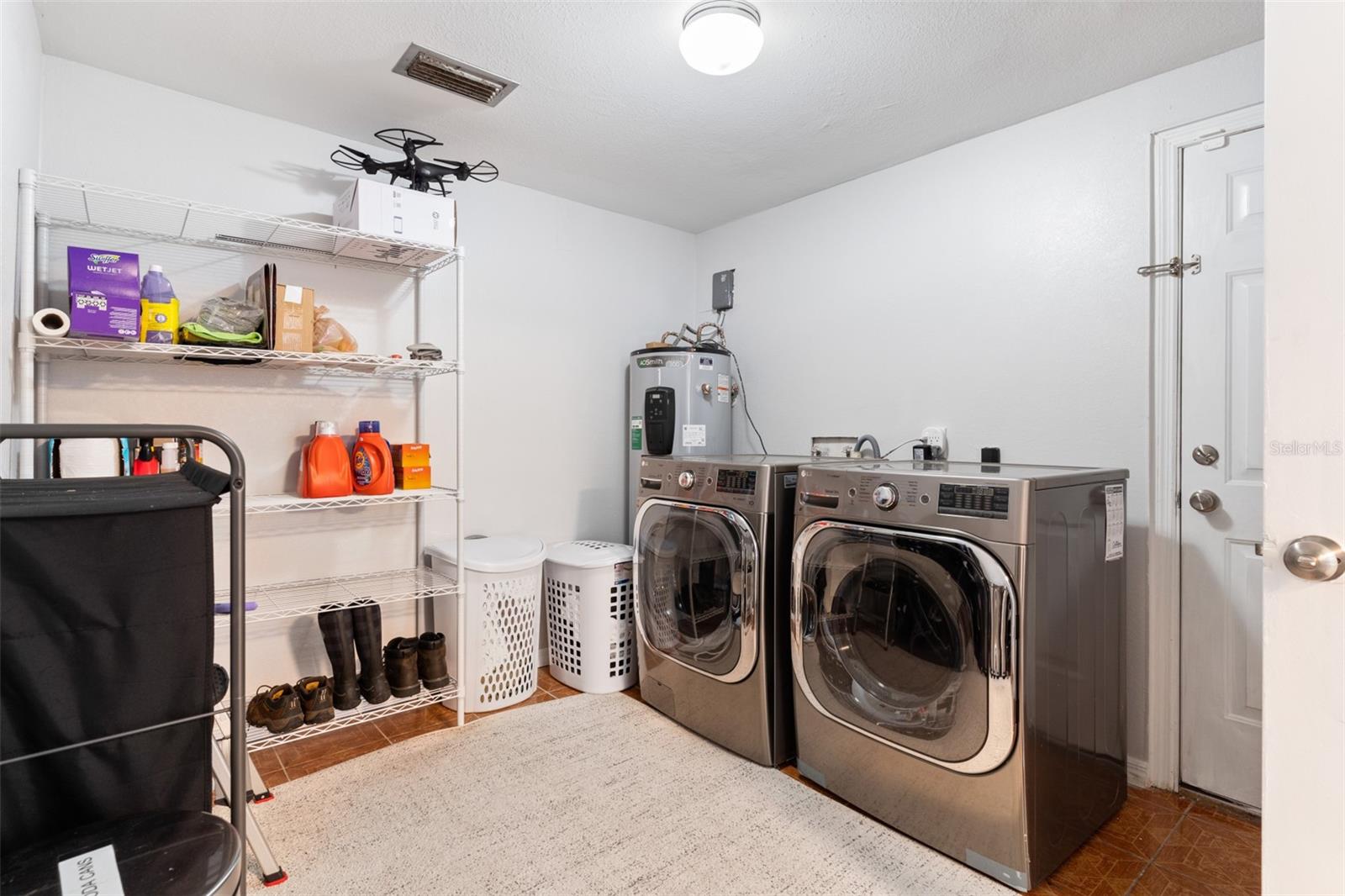 Image 30 of 44 For 2802 Lyra Lane