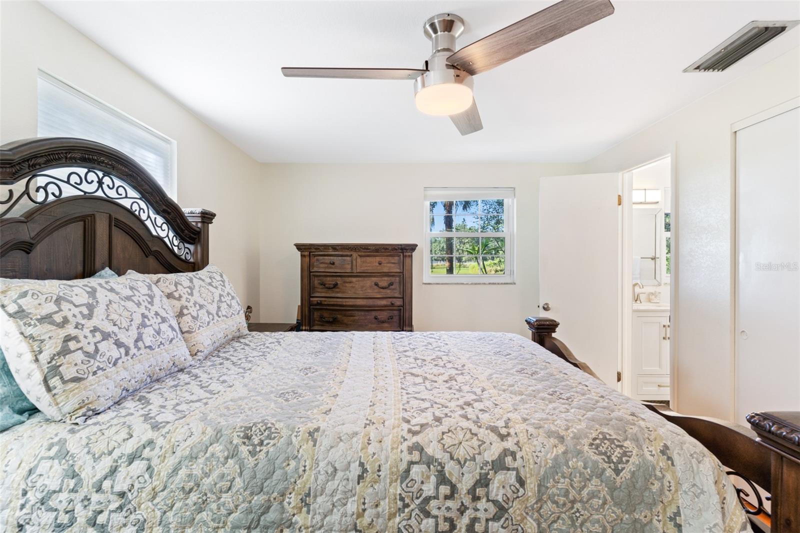 Image 32 of 44 For 2802 Lyra Lane