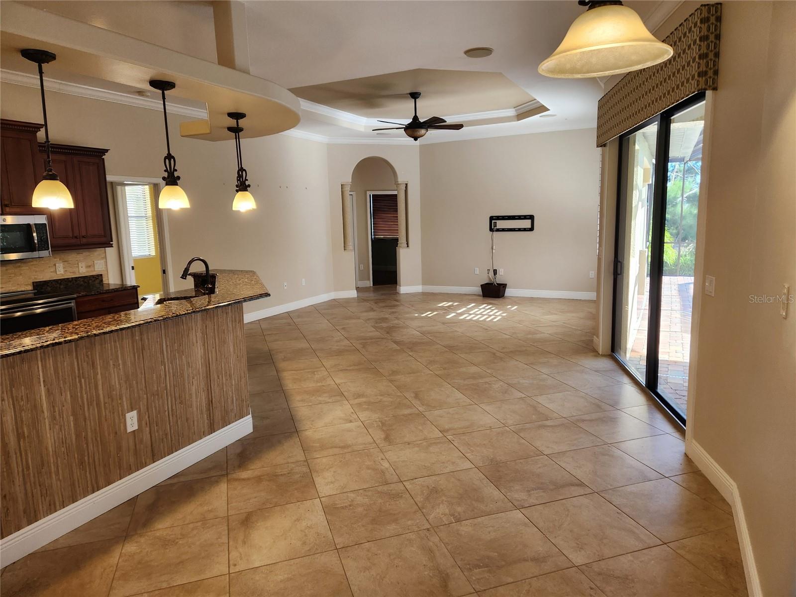 Image 18 of 66 For 12313 Baypointe Terrace