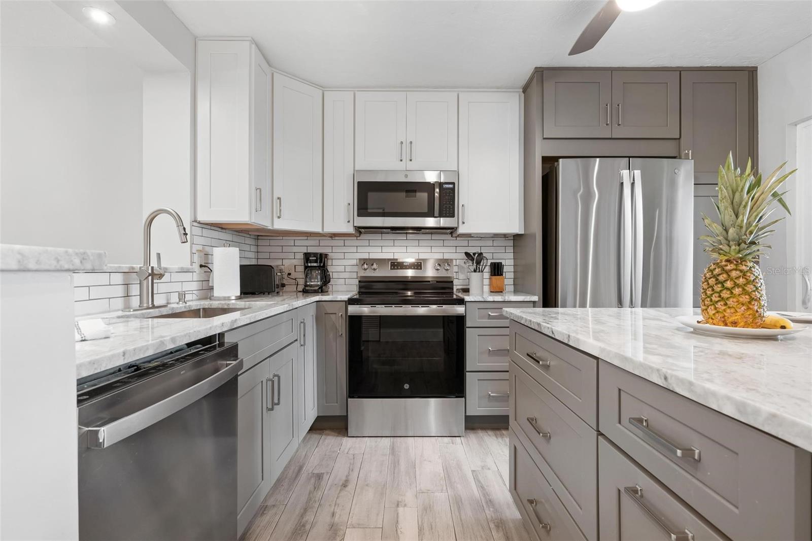 Image 11 of 28 For 5260 Gulf Of Mexico Drive 403