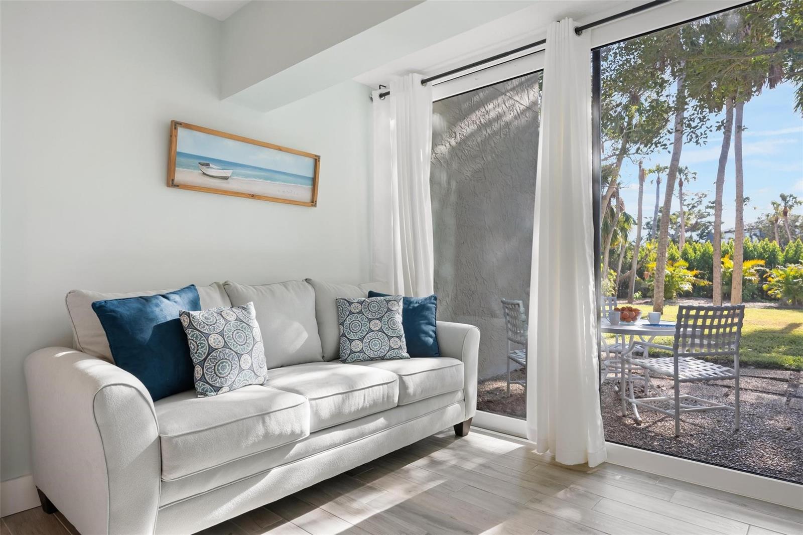 Image 14 of 28 For 5260 Gulf Of Mexico Drive 403