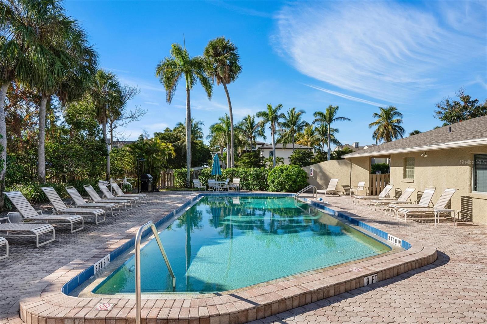 Image 22 of 28 For 5260 Gulf Of Mexico Drive 403