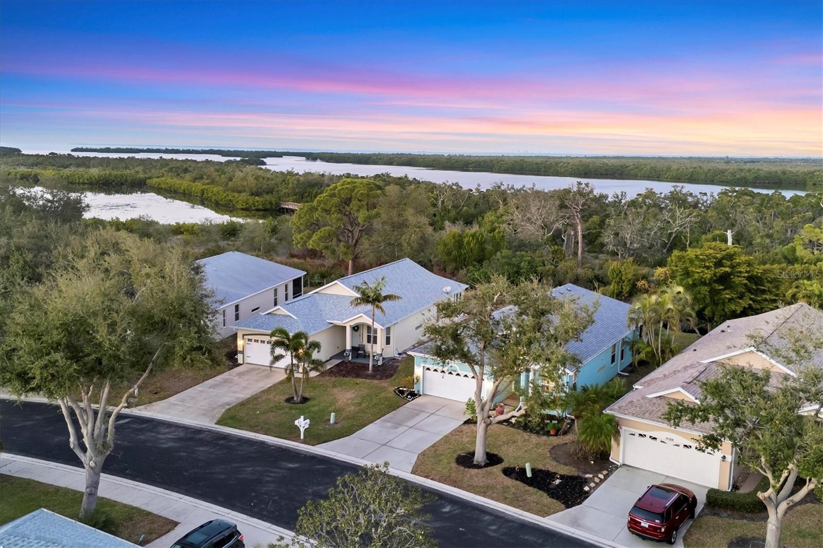 Image 7 of 71 For 11133 Sanctuary Drive