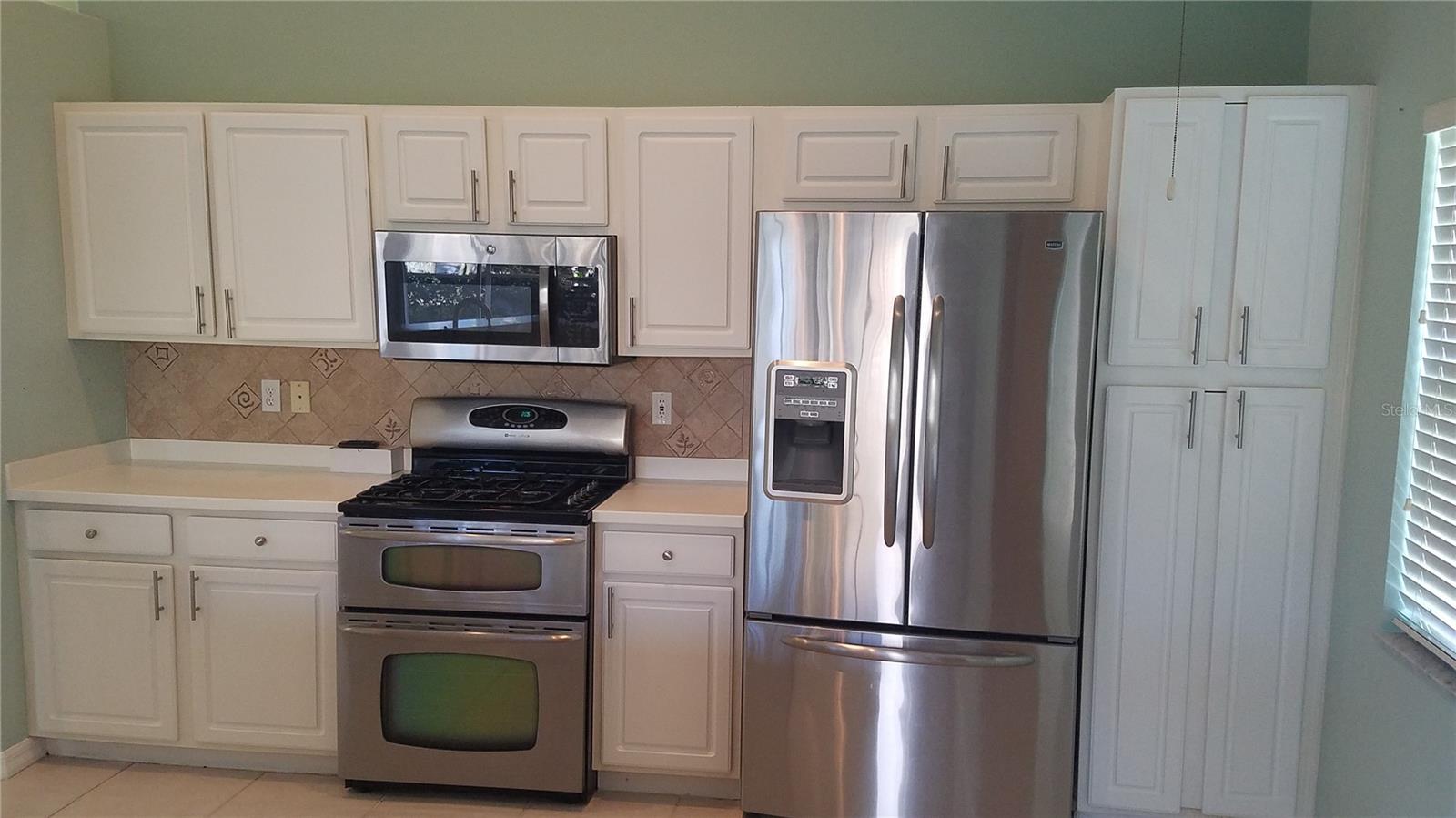 Image 6 of 18 For 5271 Highbury Circle