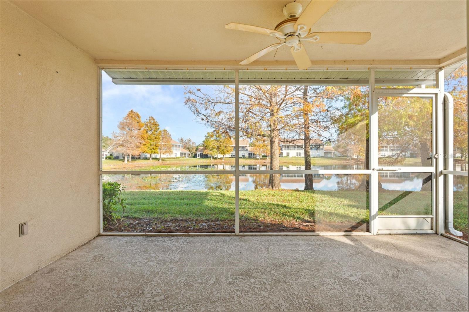 Image 13 of 95 For 7123 Strand Circle