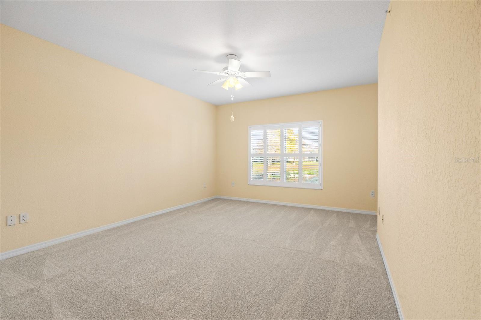 Image 25 of 95 For 7123 Strand Circle