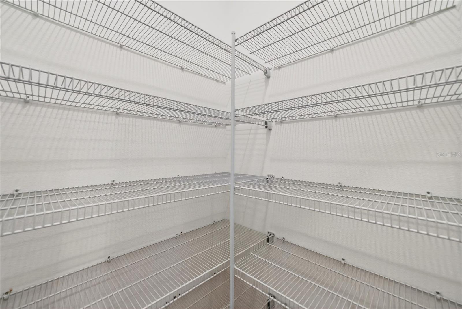 Image 12 of 53 For 5734 Archipelago Street