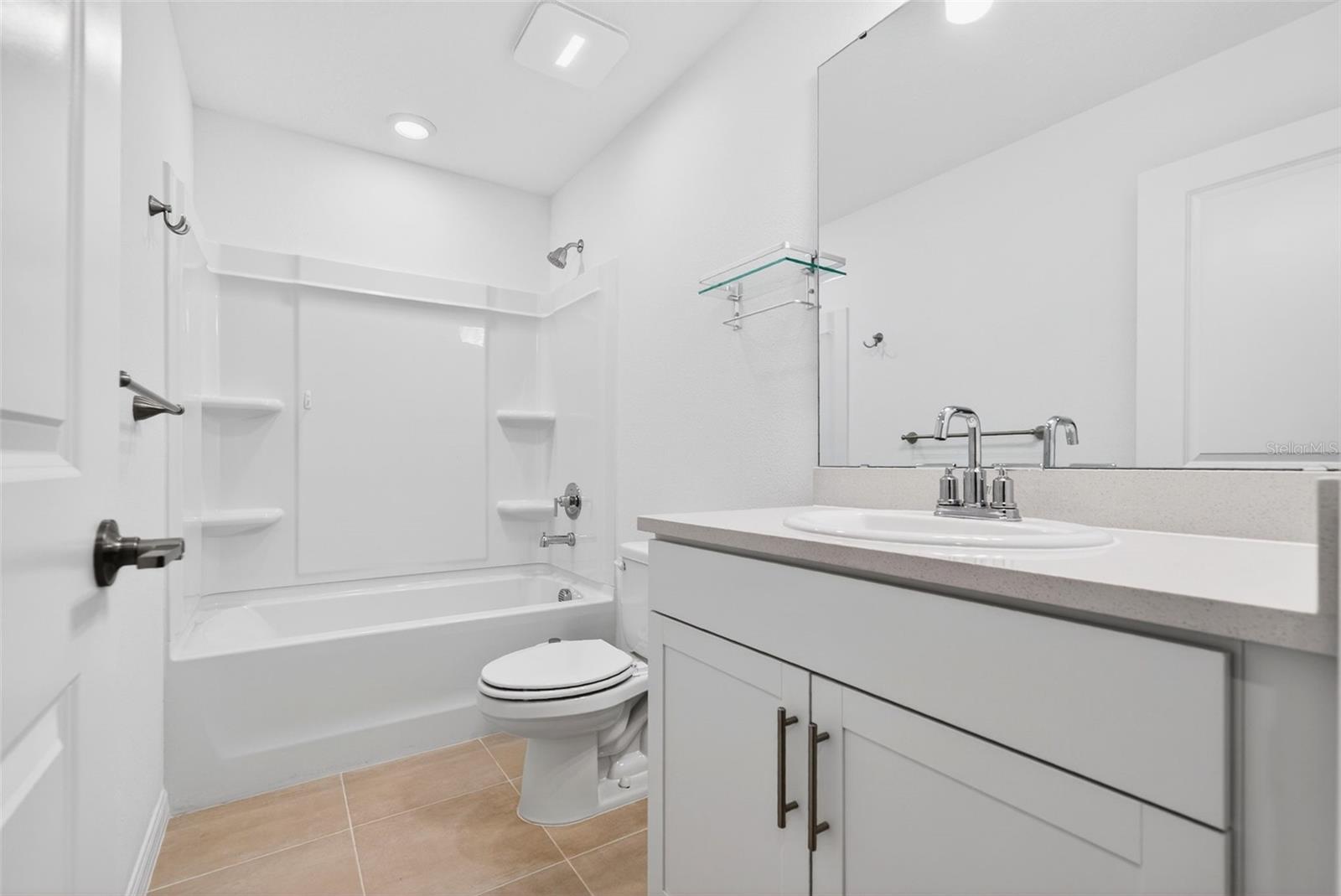 Image 26 of 53 For 5734 Archipelago Street