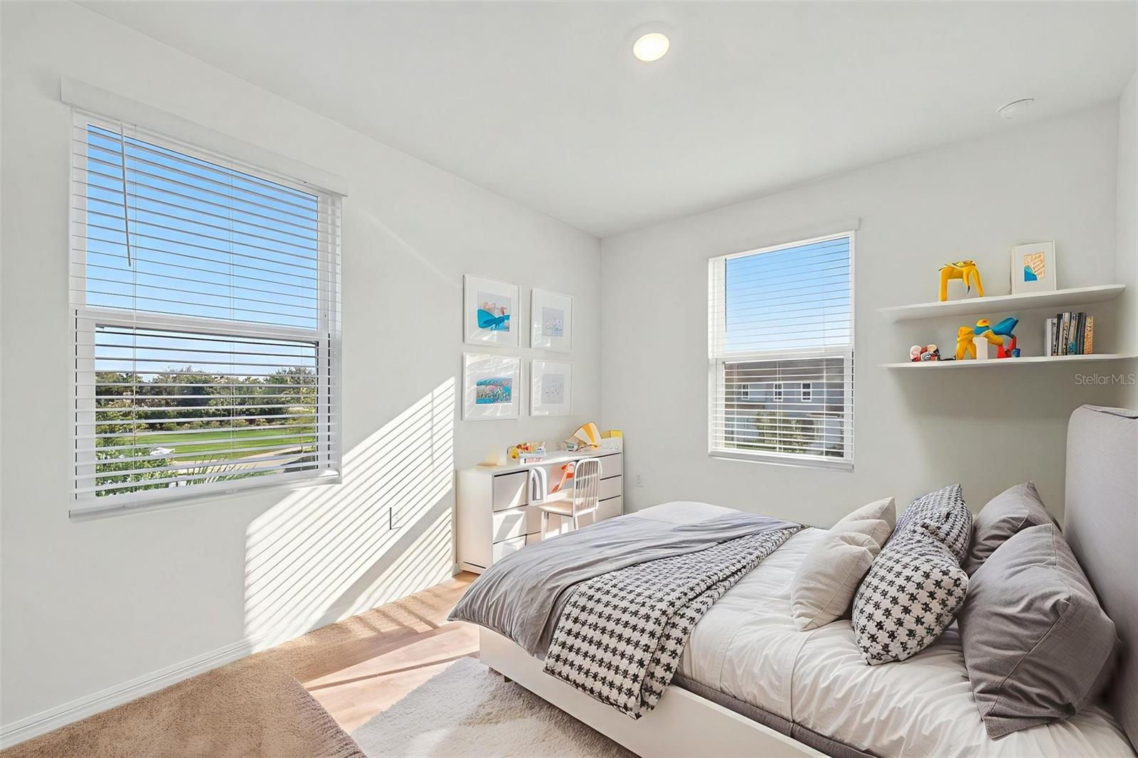 Image 27 of 53 For 5734 Archipelago Street