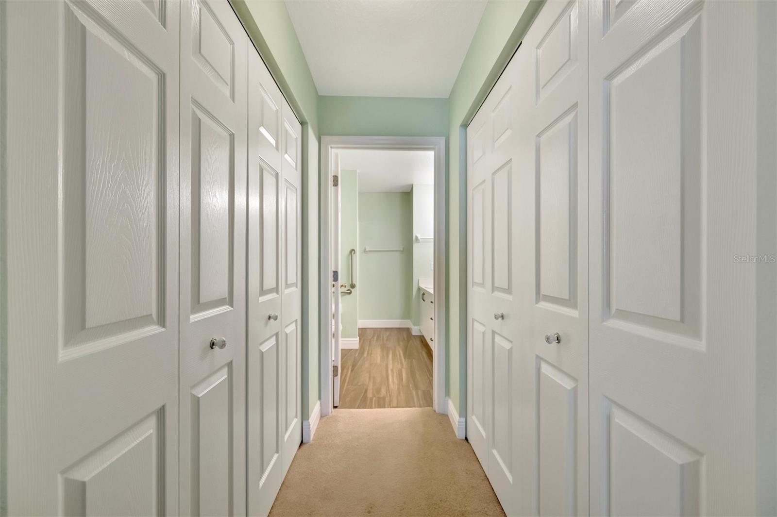 Image 35 of 51 For 1612 Fairway Oaks Drive