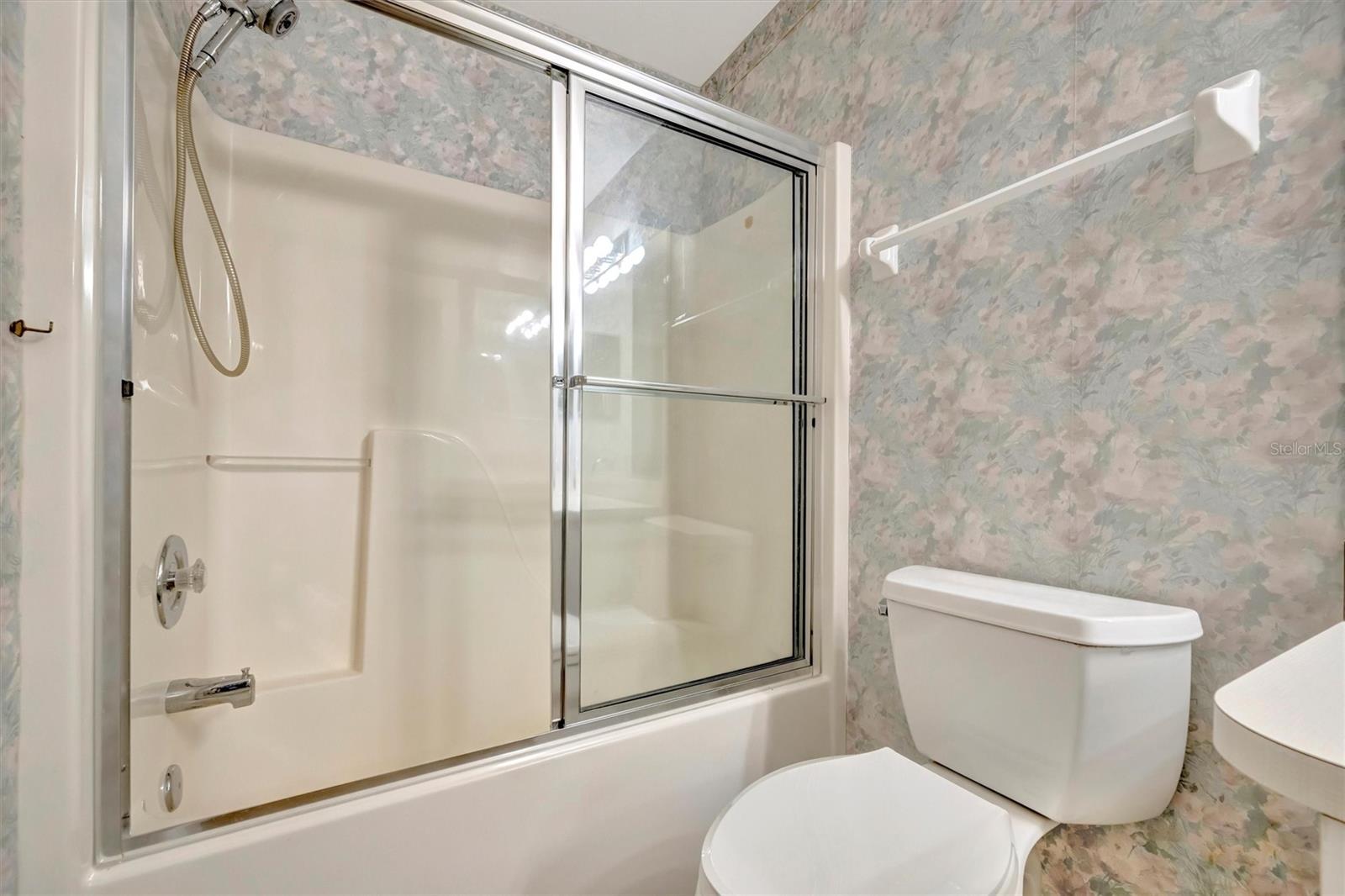 Image 49 of 51 For 1612 Fairway Oaks Drive