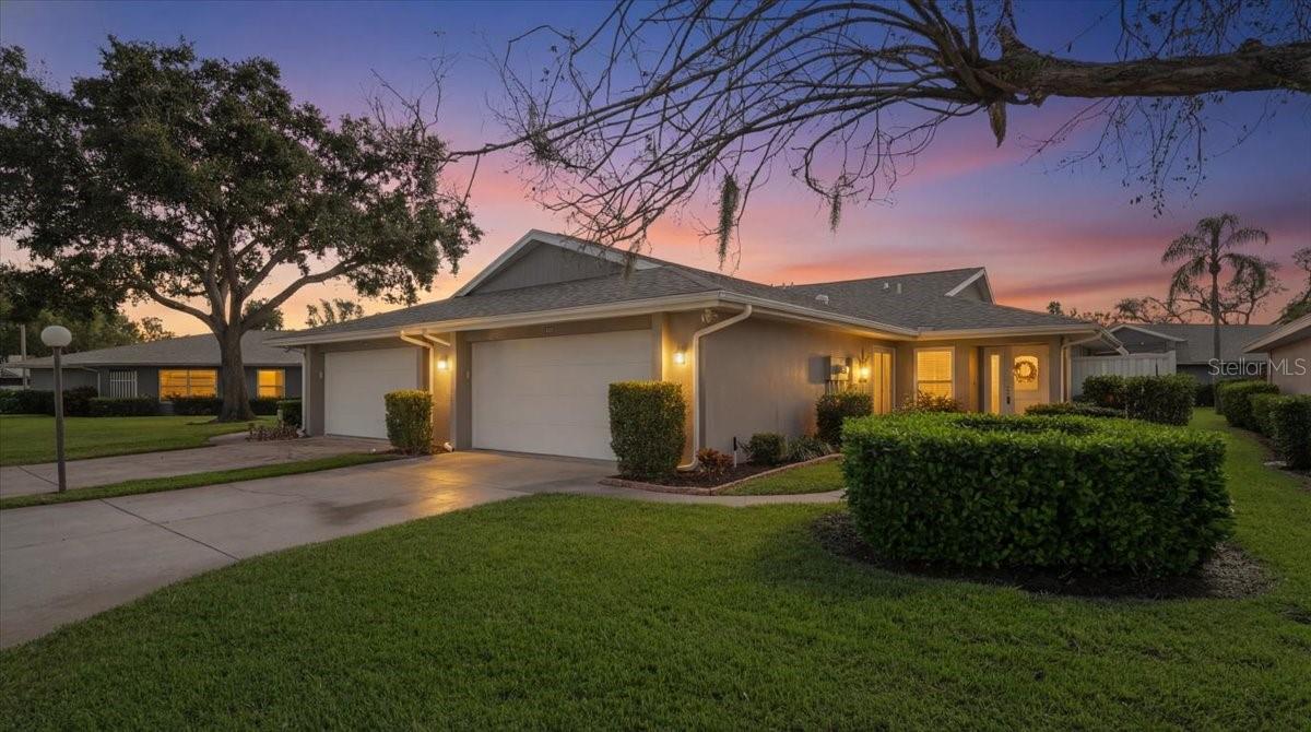 Image 3 of 39 For 3908 Center Gate Circle 27