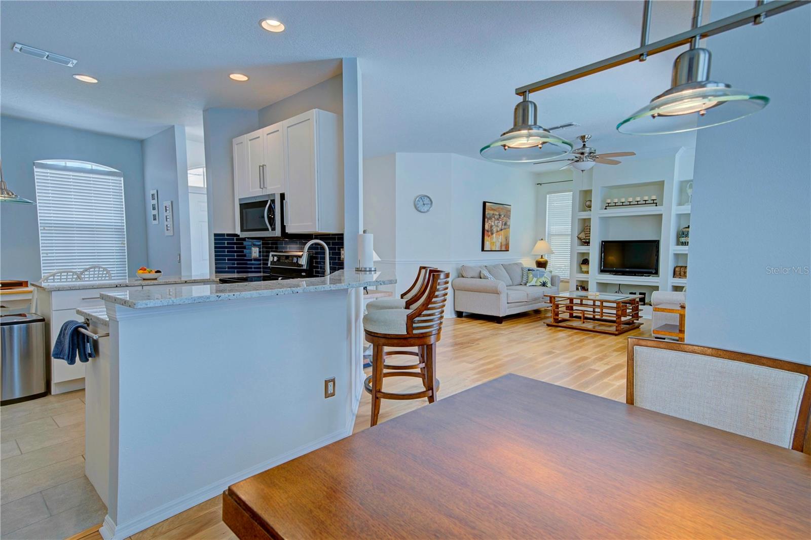 Image 10 of 69 For 3912 4th Avenue Ne