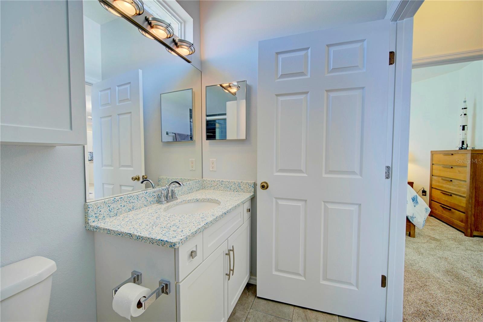 Image 24 of 69 For 3912 4th Avenue Ne