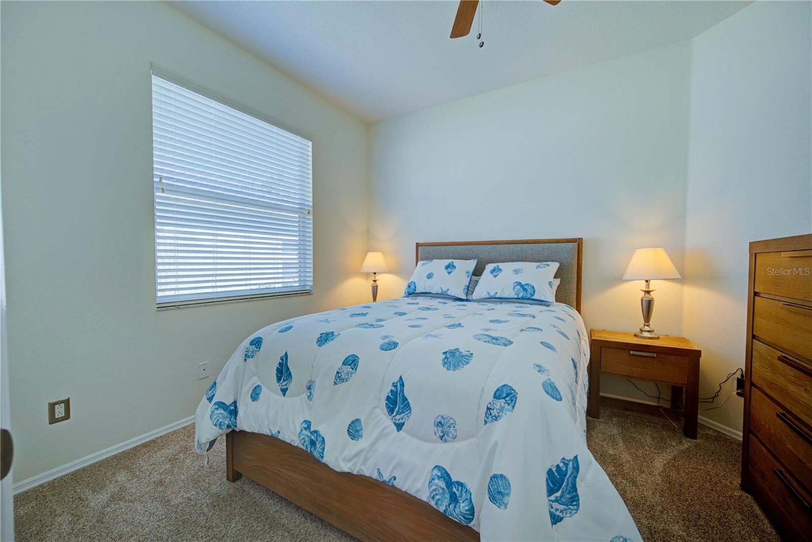 Image 26 of 69 For 3912 4th Avenue Ne