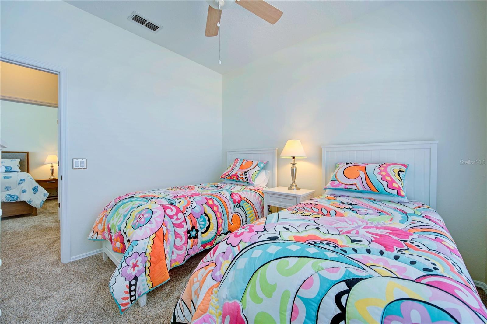 Image 27 of 69 For 3912 4th Avenue Ne