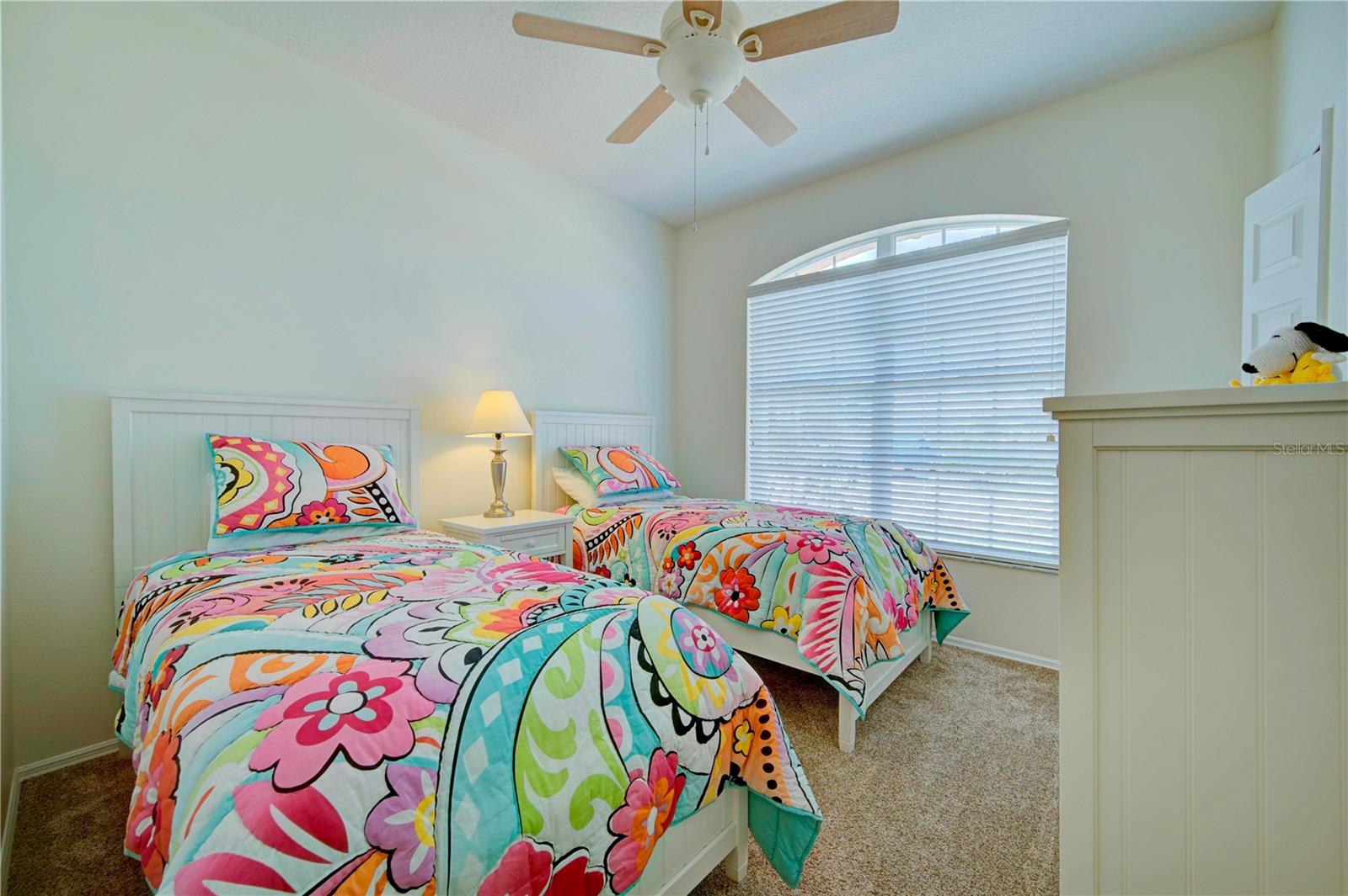 Image 28 of 69 For 3912 4th Avenue Ne