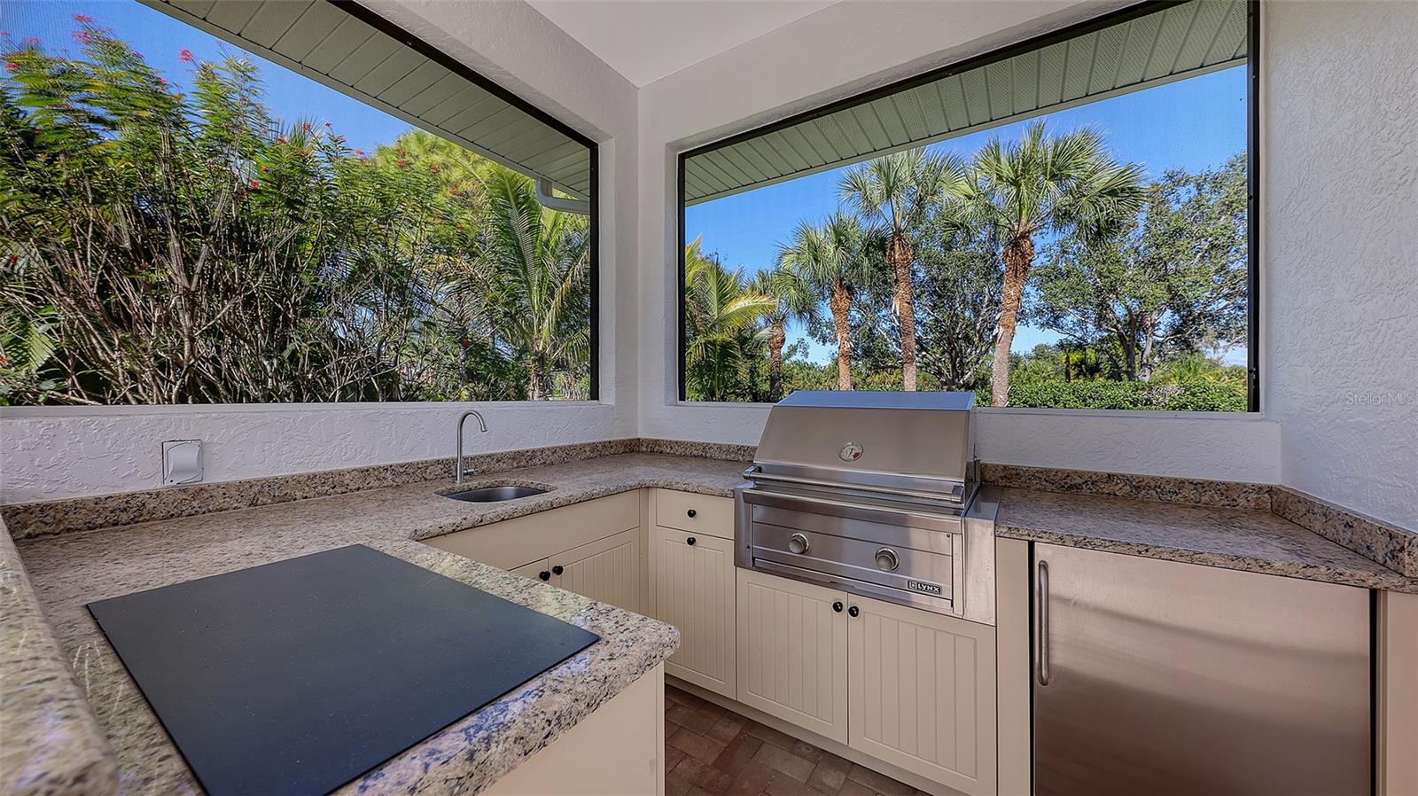 Image 33 of 42 For 4704 Sweetmeadow Circle