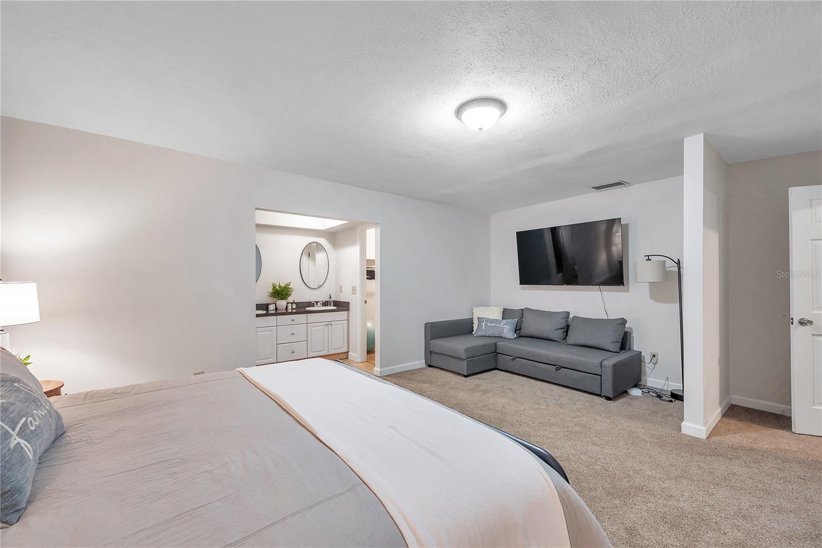 Image 38 of 100 For 7405 Williams Road