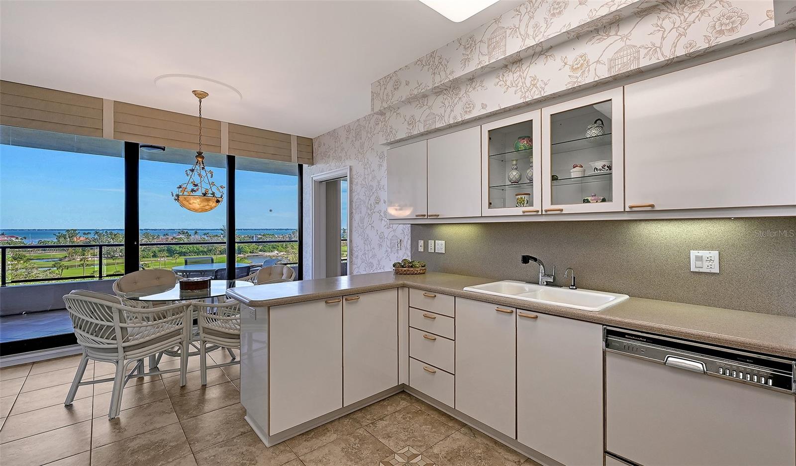 Image 26 of 65 For 545 Sanctuary Drive B605