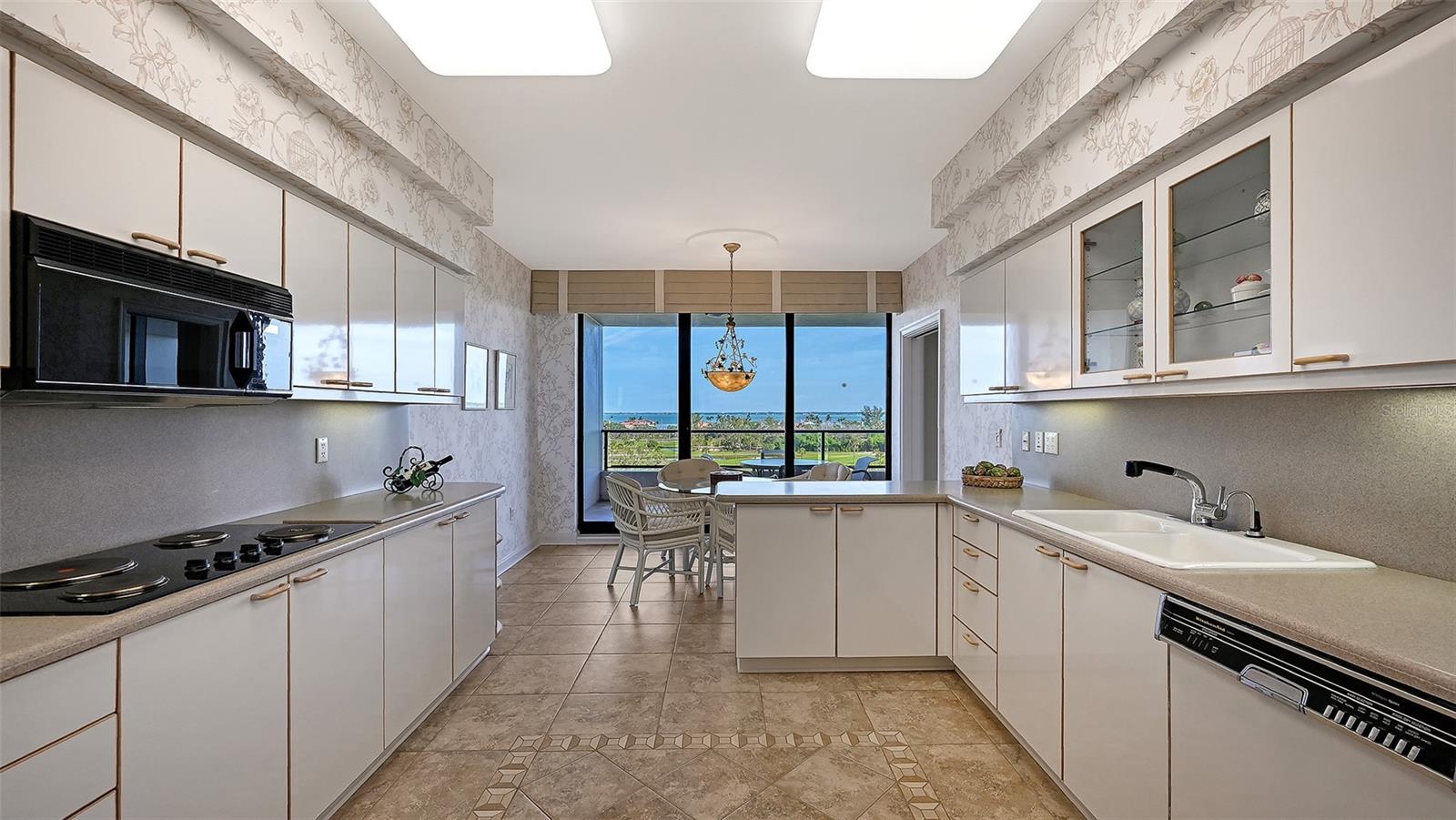 Image 27 of 65 For 545 Sanctuary Drive B605