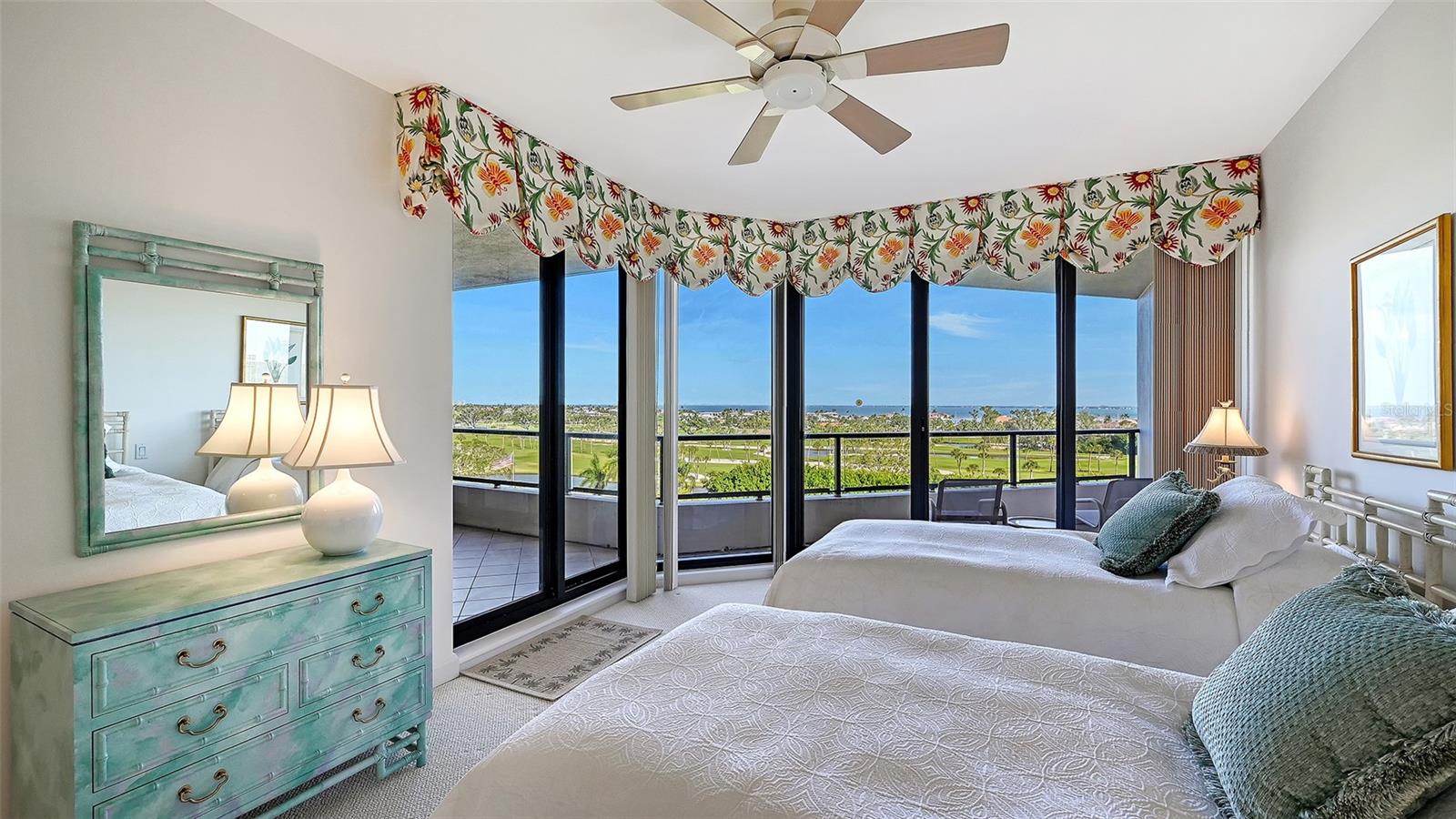 Image 33 of 65 For 545 Sanctuary Drive B605