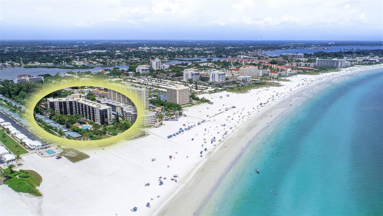 Image 59 of 75 For 5880 Midnight Pass Road 210