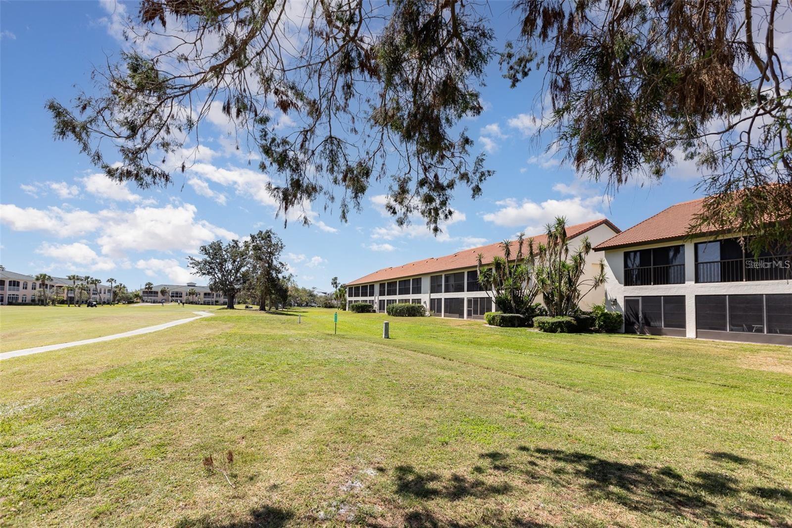 Image 6 of 17 For 756 Avenida Estancia  162