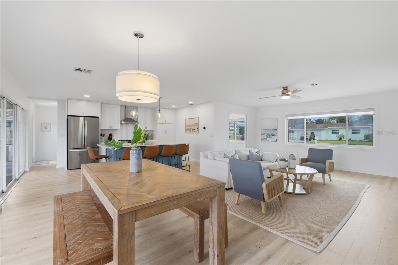 Image 13 of 38 For 509 Buena Vista Drive