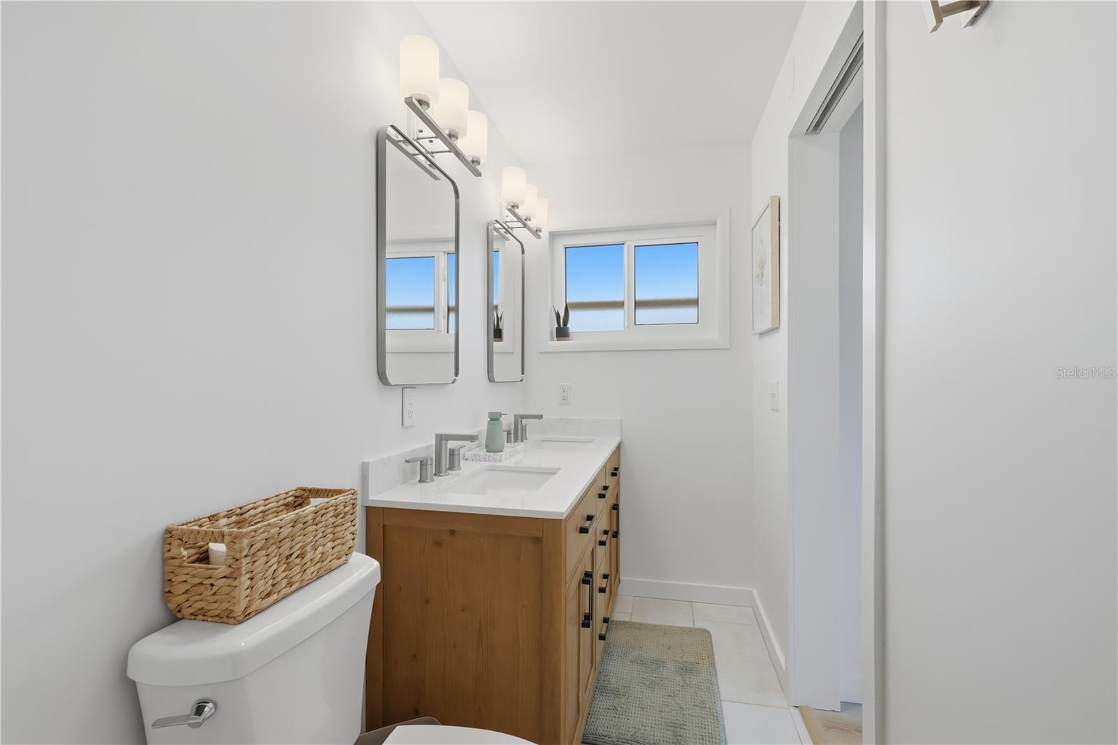 Image 17 of 38 For 509 Buena Vista Drive