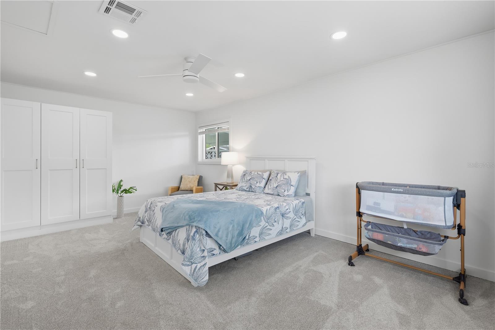 Image 18 of 38 For 509 Buena Vista Drive