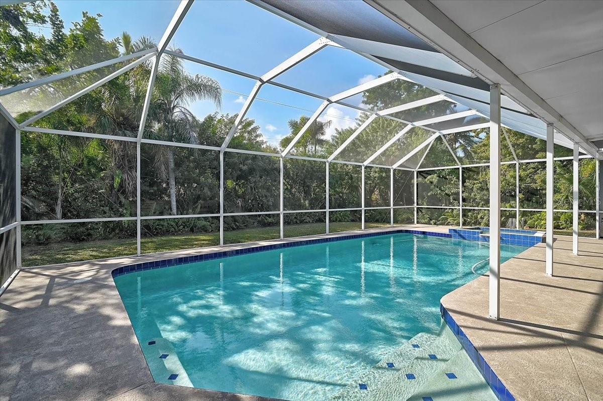 Image 33 of 55 For 1958 Morris Street