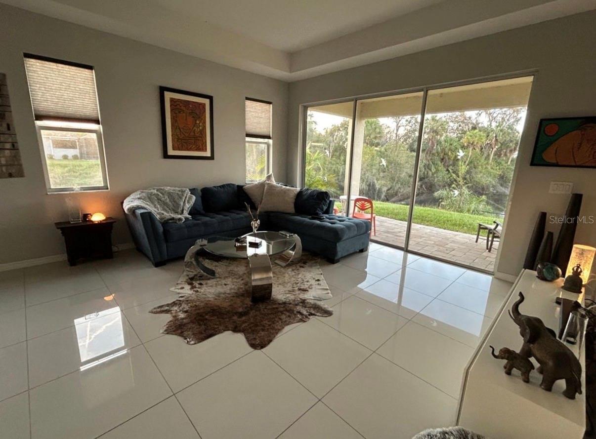 Image 9 of 16 For 3105 Trustee Avenue