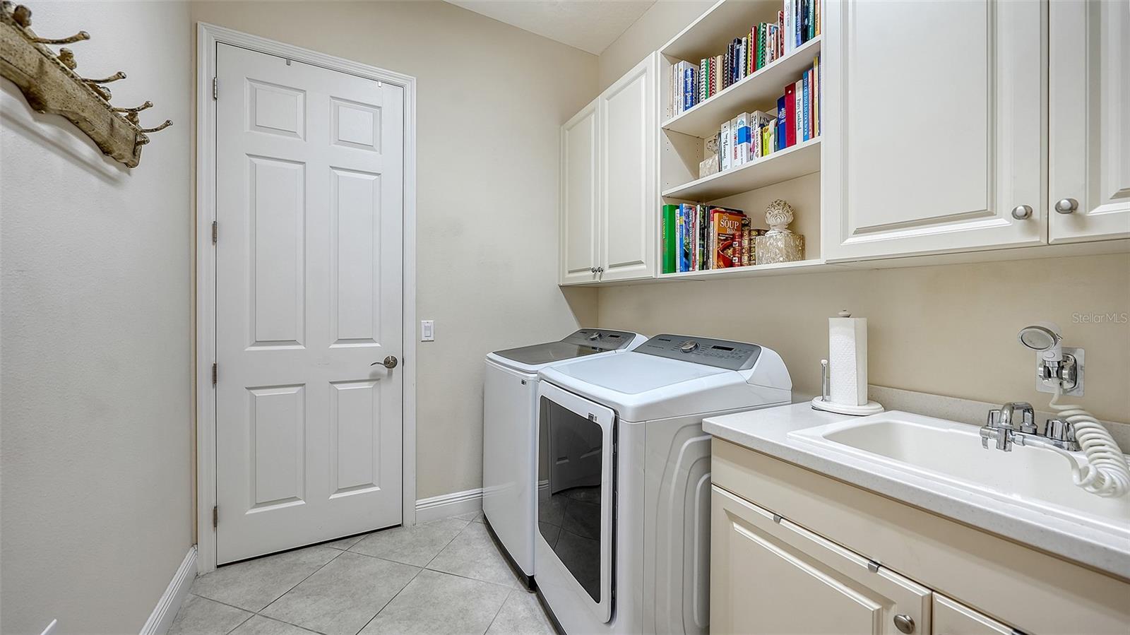 Image 37 of 76 For 7504 Windy Hill Cove