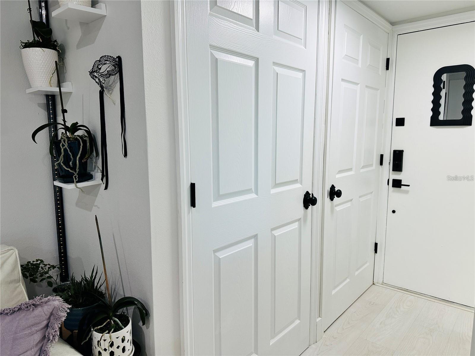 Image 17 of 26 For 1555 Tarpon Center Drive 135