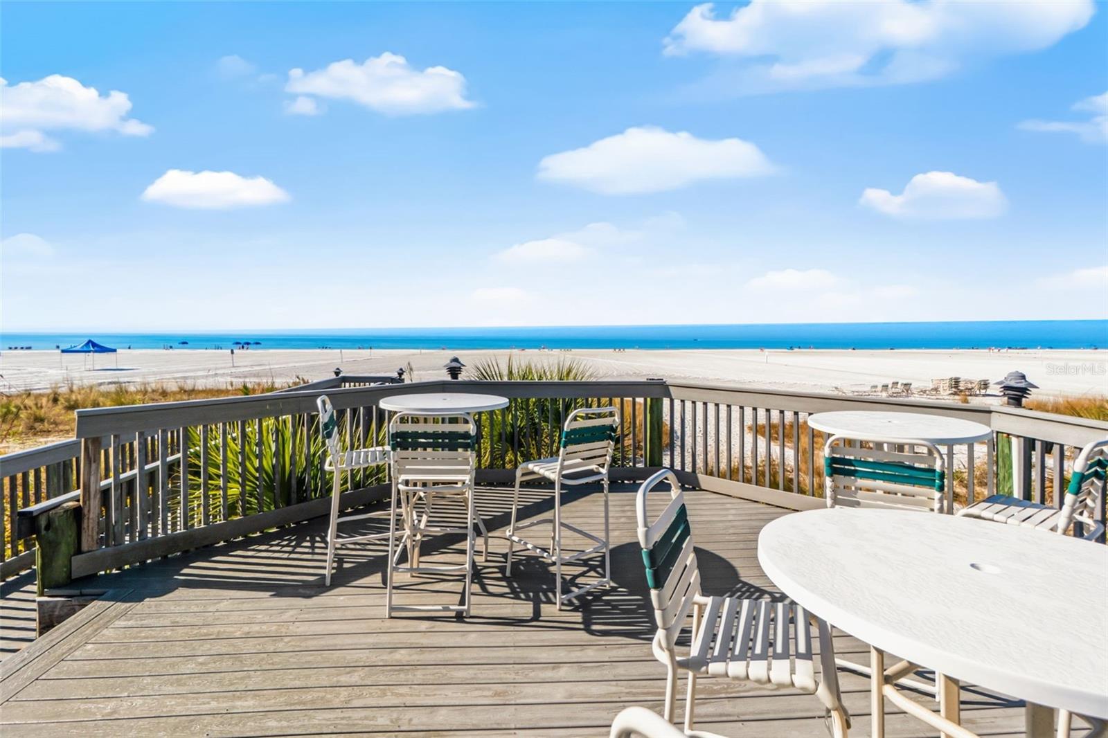 Image 36 of 52 For 5880 Midnight Pass Road 710