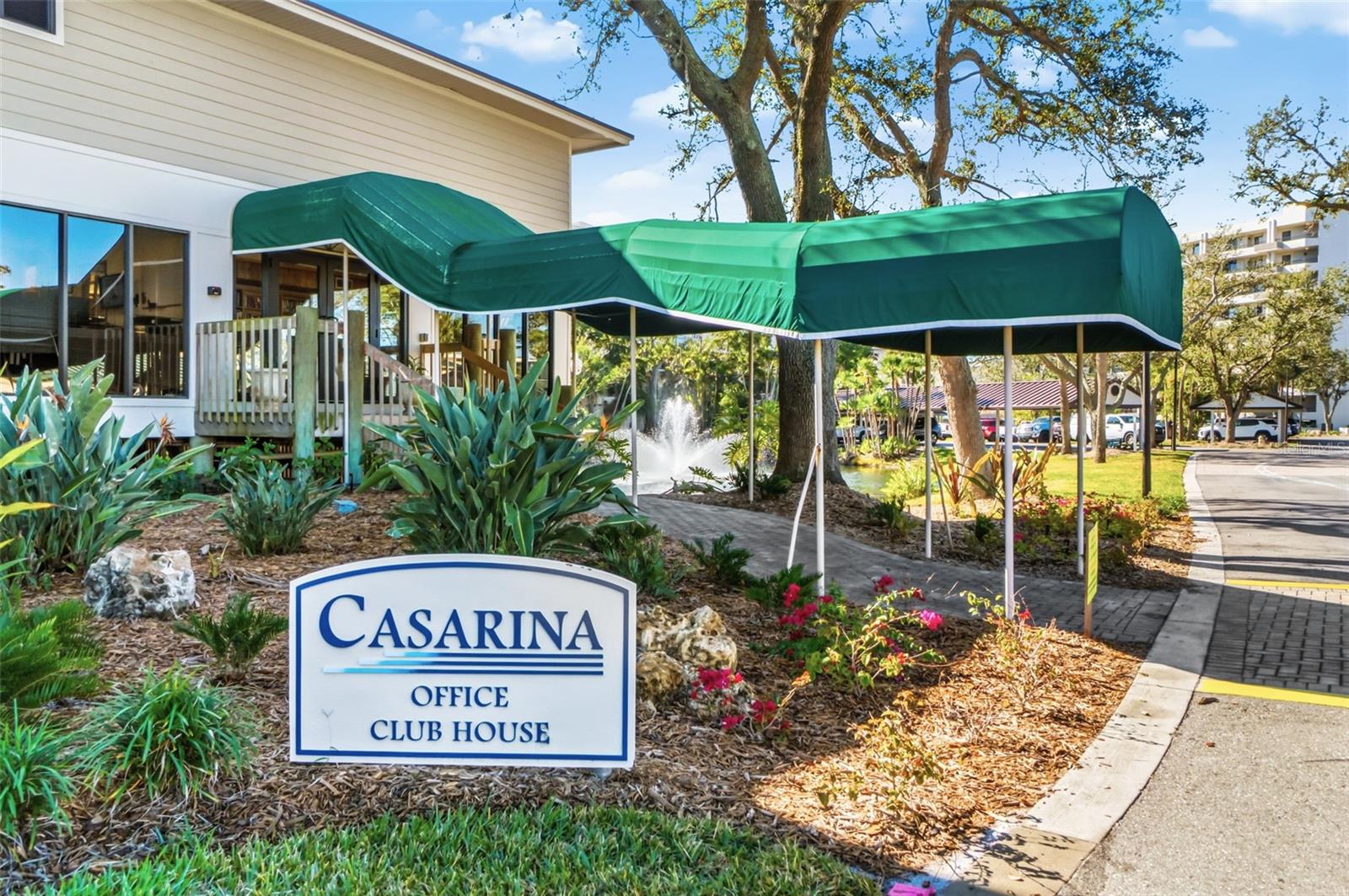 Image 51 of 52 For 5880 Midnight Pass Road 710