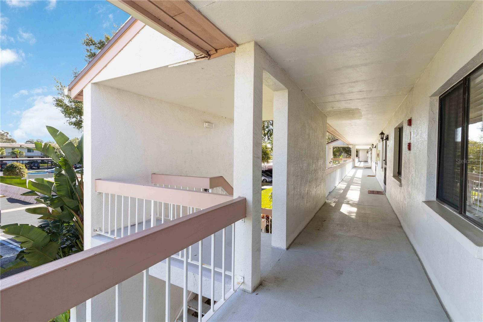 Image 2 of 47 For 118 Lakeview Way  118