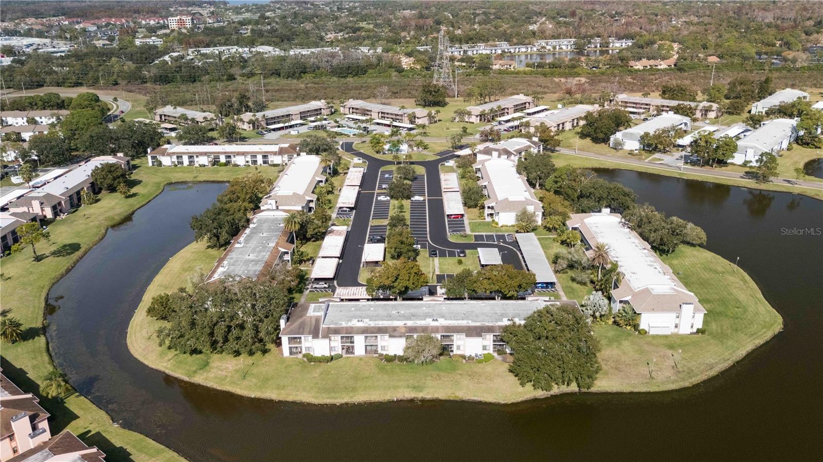 Image 38 of 47 For 118 Lakeview Way  118